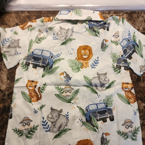 V4 - Cute Boys Safari Top 6 years old - Picture 3 of 4